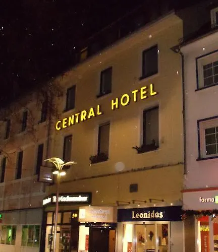 Central Hotel 3*